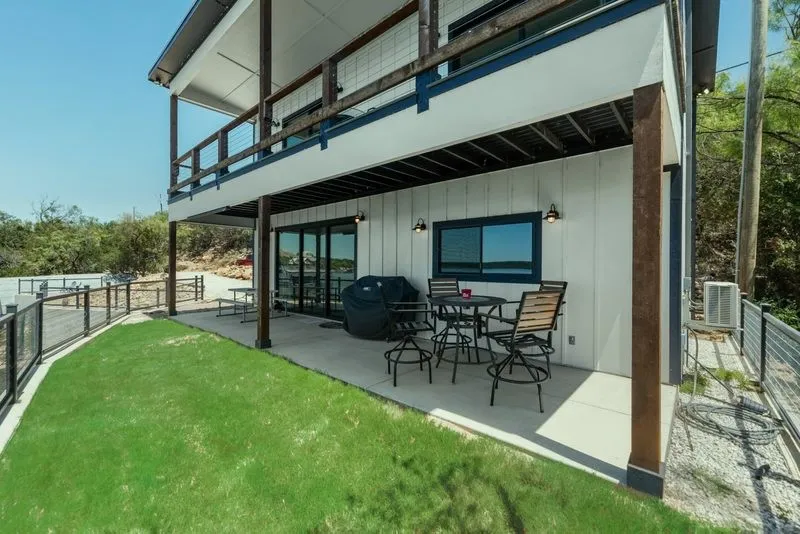 8301 County Road 300 Graham, TX 76450
