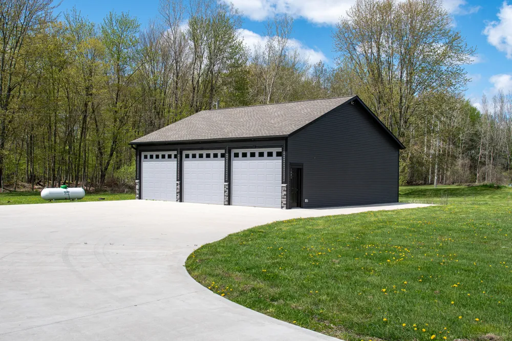 1885 Shaw Road Bailey, MI 49303