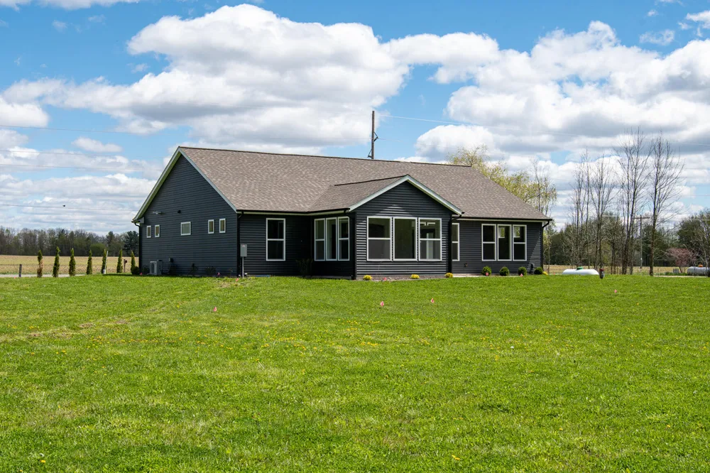 1885 Shaw Road Bailey, MI 49303