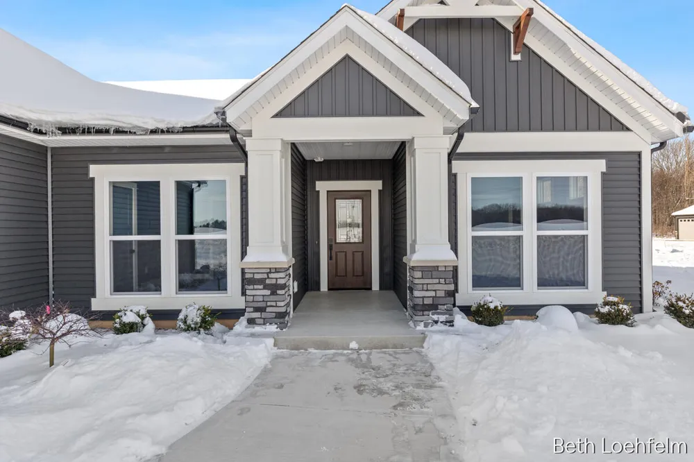 1885 Shaw Road Casnovia Township, MI 49303