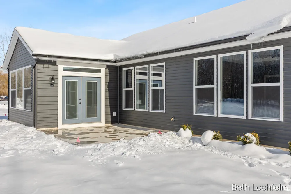 1885 Shaw Road Casnovia Township, MI 49303