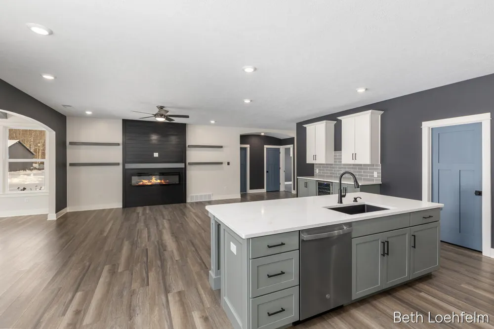 1885 Shaw Road Casnovia Township, MI 49303