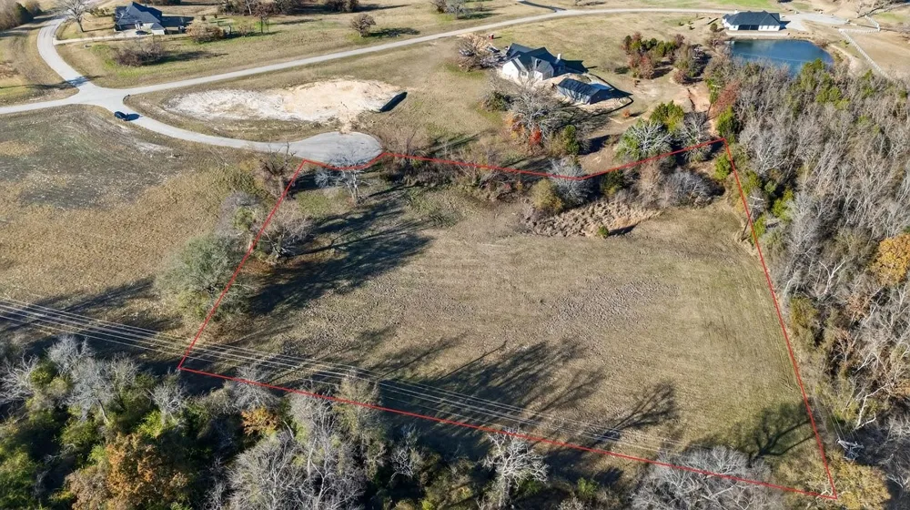 6105 Overlook Point Athens, TX 75752