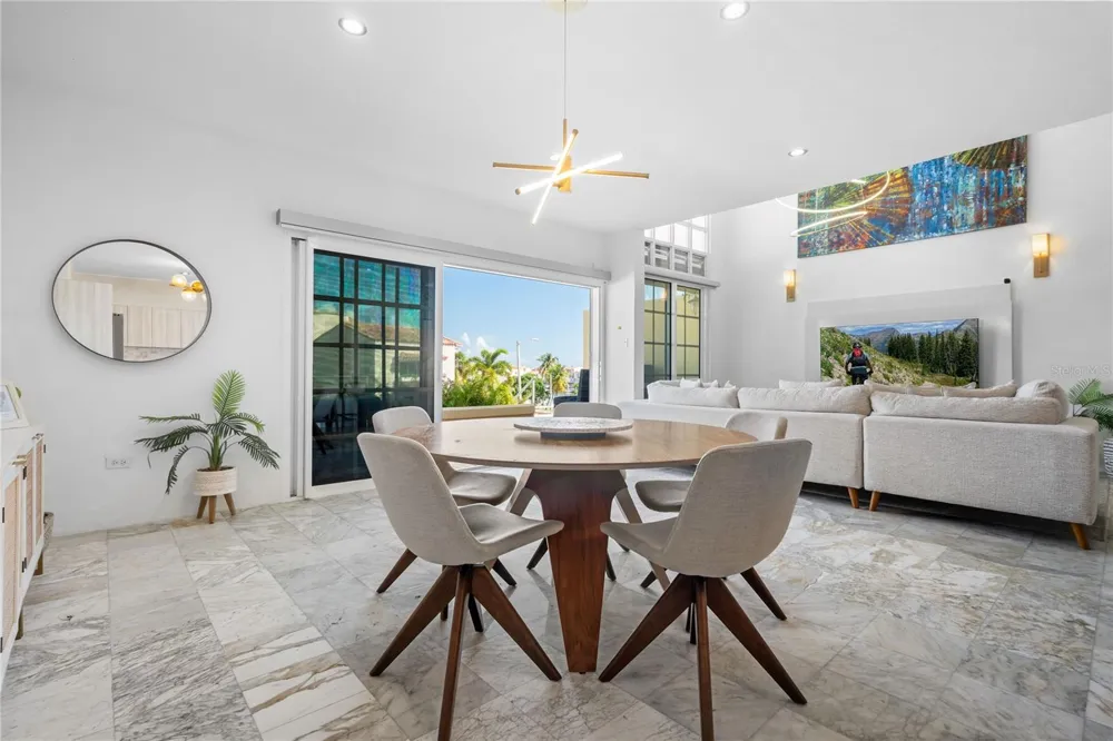 115 HARBOUR DRIVE #8 Humacao, PR 00791