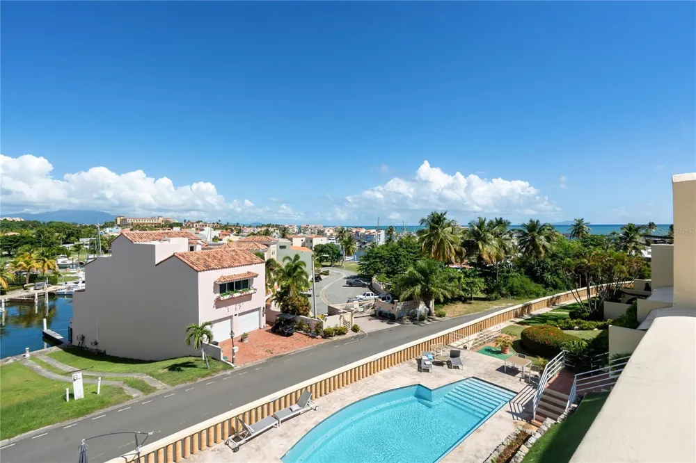 115 HARBOUR DRIVE #8 Humacao, PR 00791