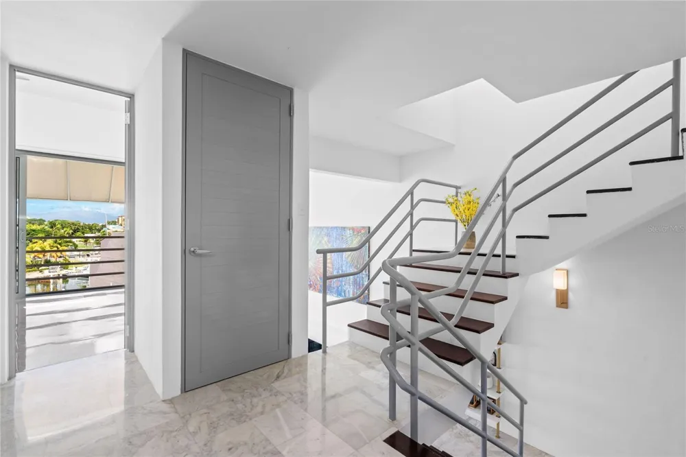 115 HARBOUR DRIVE #8 Humacao, PR 00791