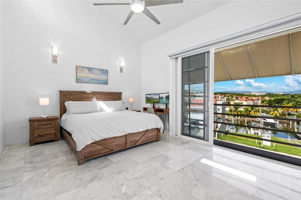 115 HARBOUR DRIVE #8 Humacao, PR 00791