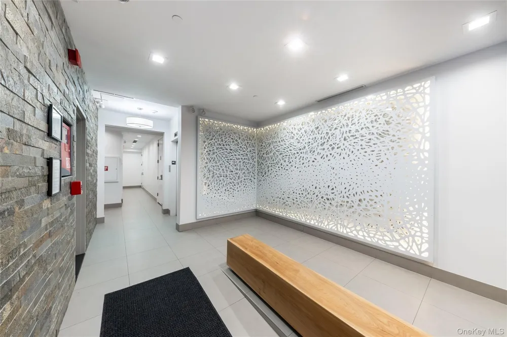 116 W 22nd Street #3 New York (Manhattan), NY 10011
