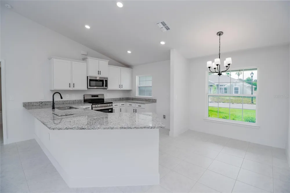 1218 HICKORY NUT DRIVE Lake Wales, FL 33898