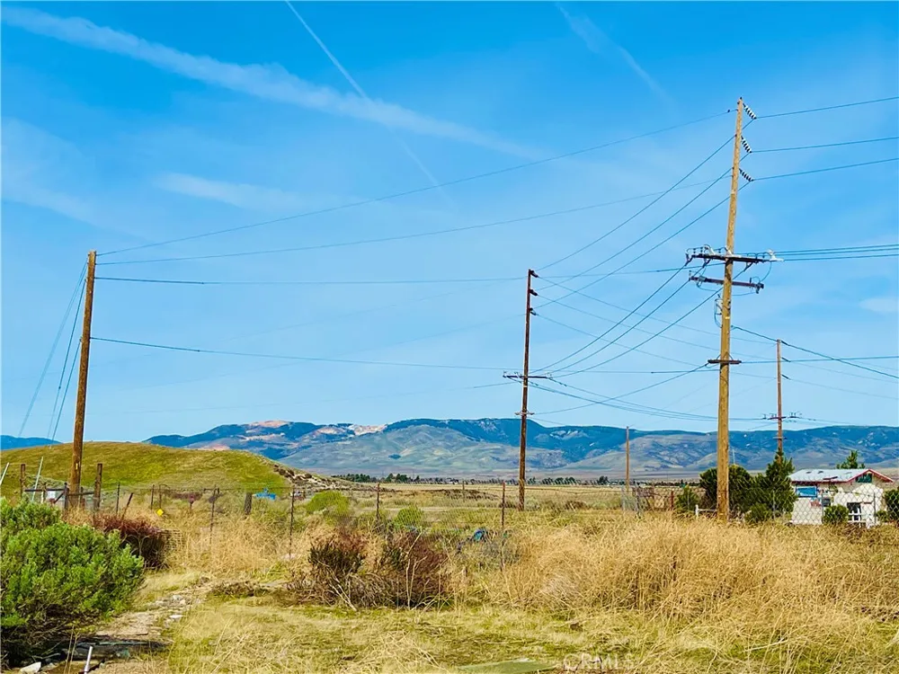 49357 W. Avenue D Lake Hughes, CA 93536