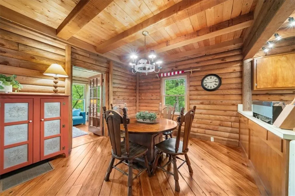 15 Bailey Street Whitesburg, GA 30185