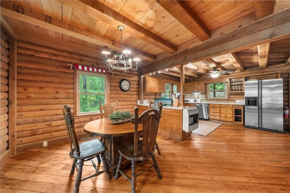 15 Bailey Street Whitesburg, GA 30185