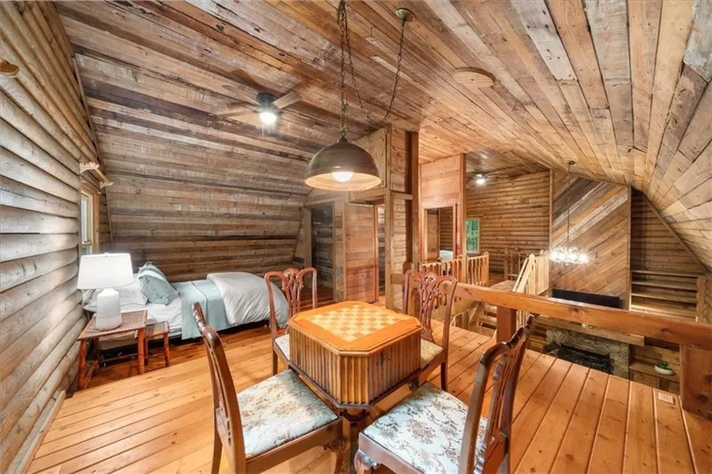 15 Bailey Street Whitesburg, GA 30185