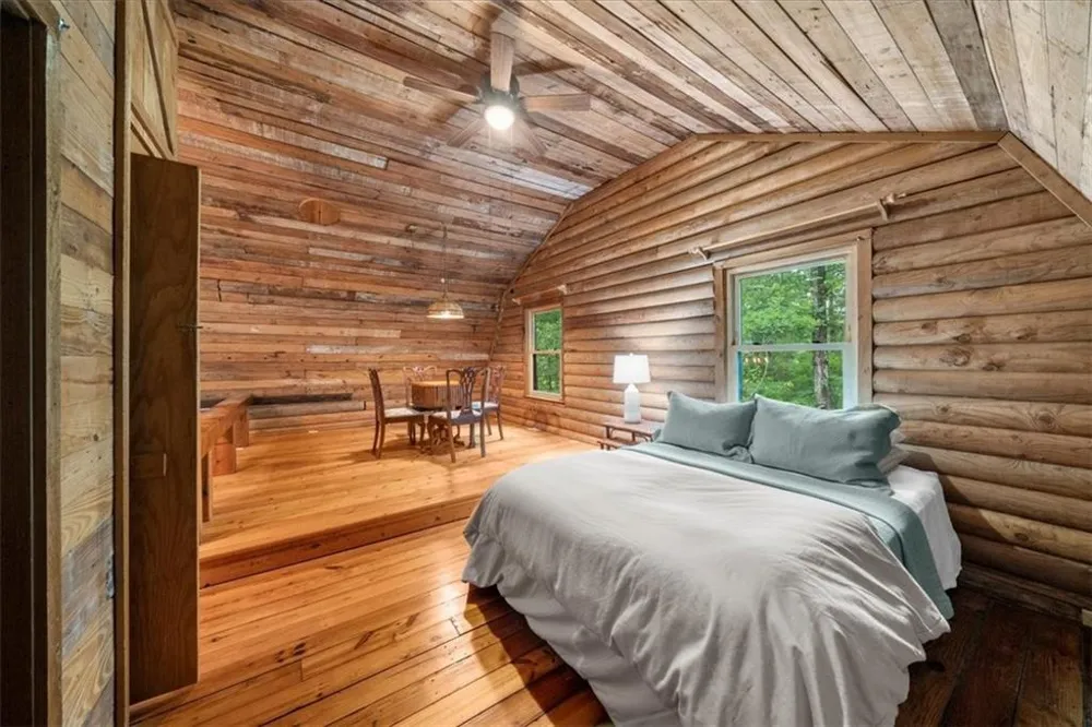 15 Bailey Street Whitesburg, GA 30185