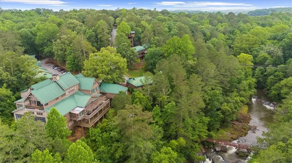 15 Bailey Street Whitesburg, GA 30185