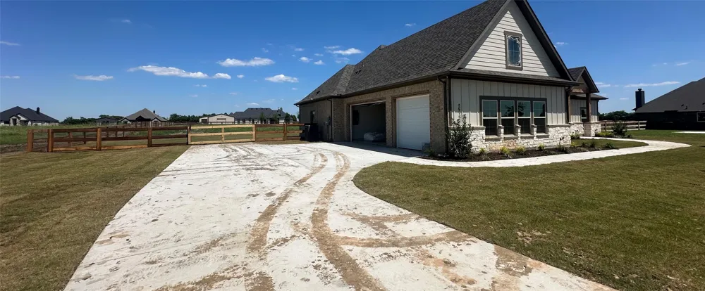 9424 Bluestem Lane Dish, TX 76247