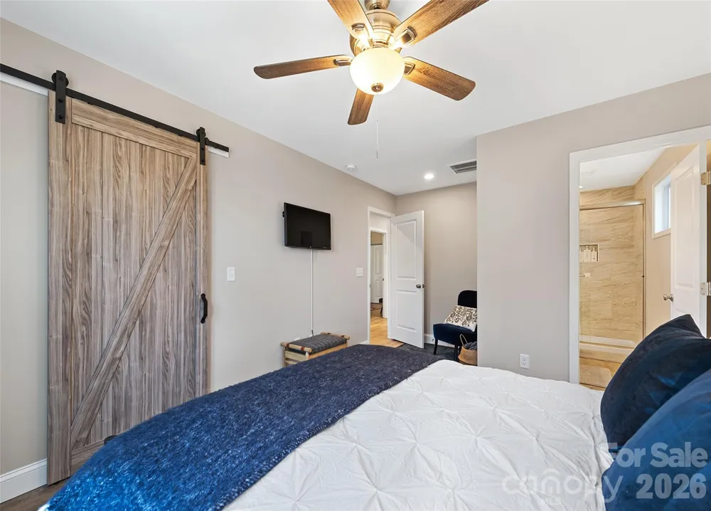687 Holtzclaw Road Canton, NC 28716