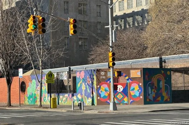 385 Grand Street #L904 New York (Manhattan), NY 10002