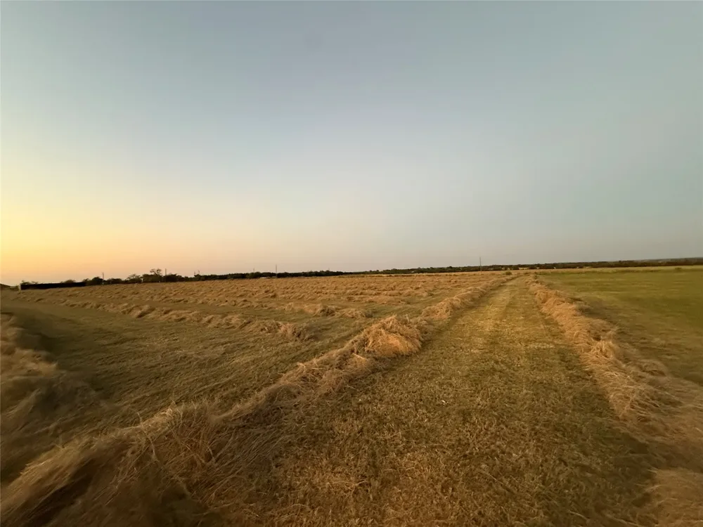 1 Miller Rd Valley Mills, TX 76689