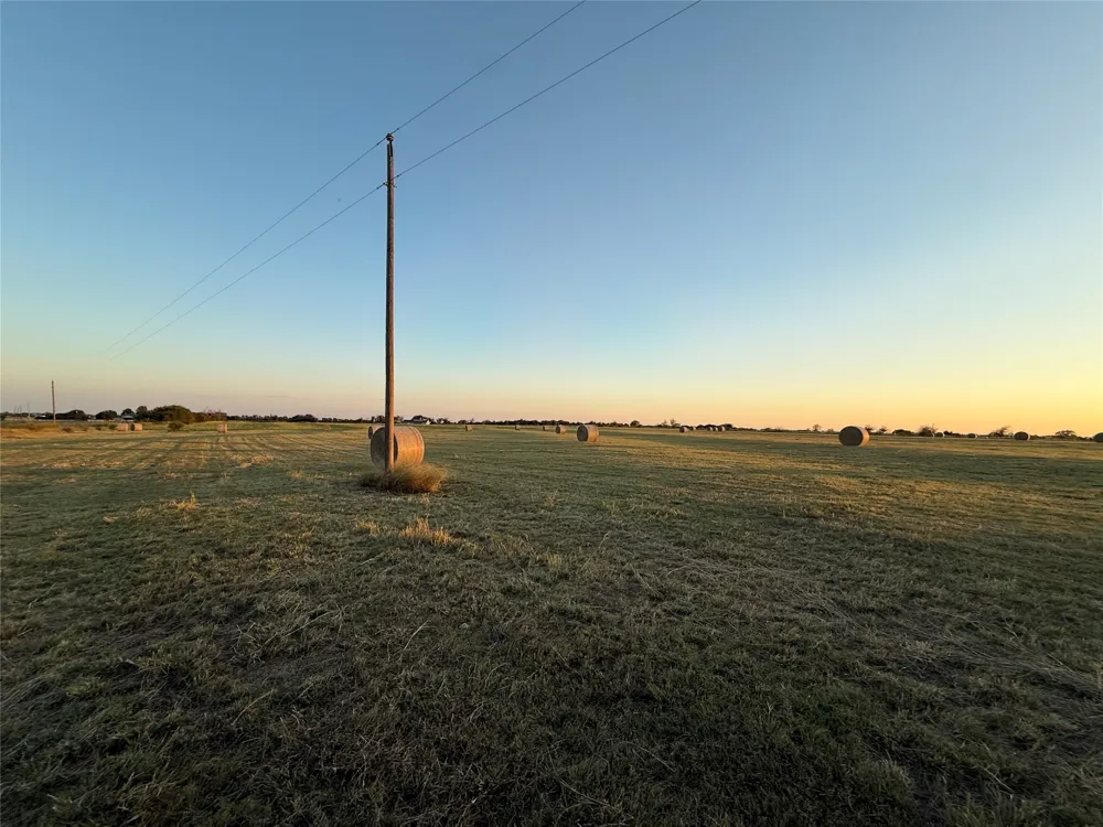 2 Miller Rd Valley Mills, TX 76689