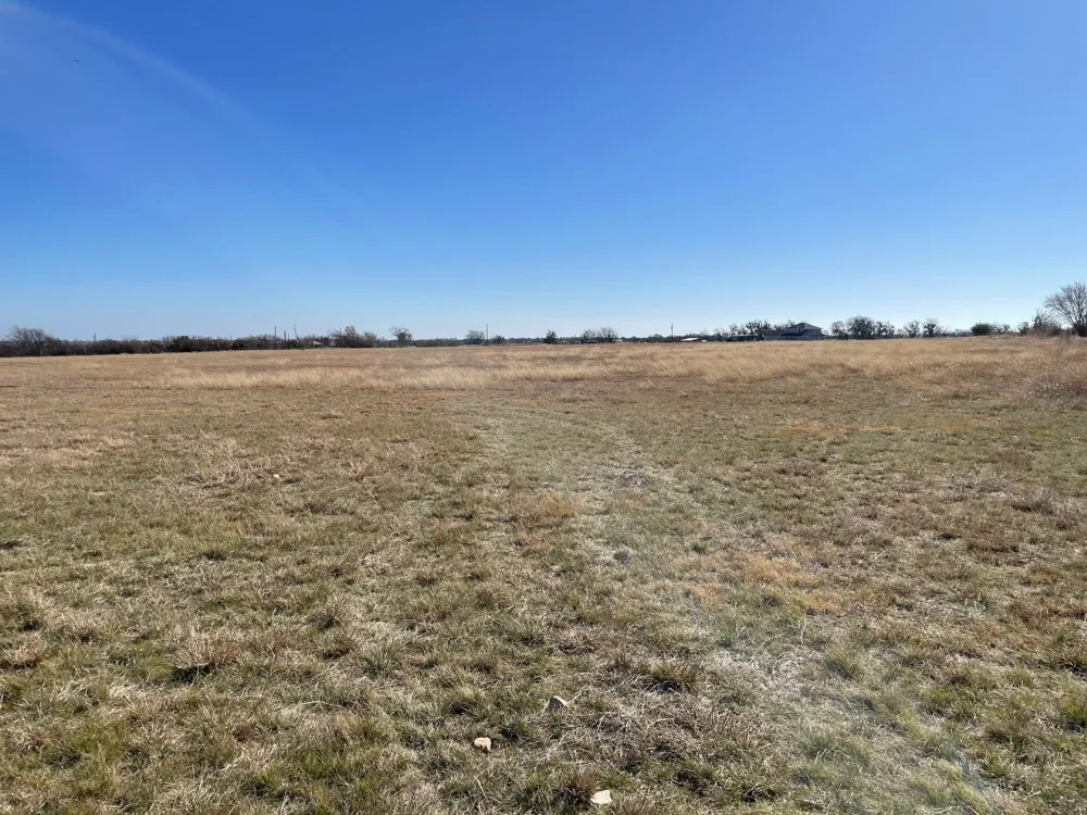 2 Miller Rd Valley Mills, TX 76689