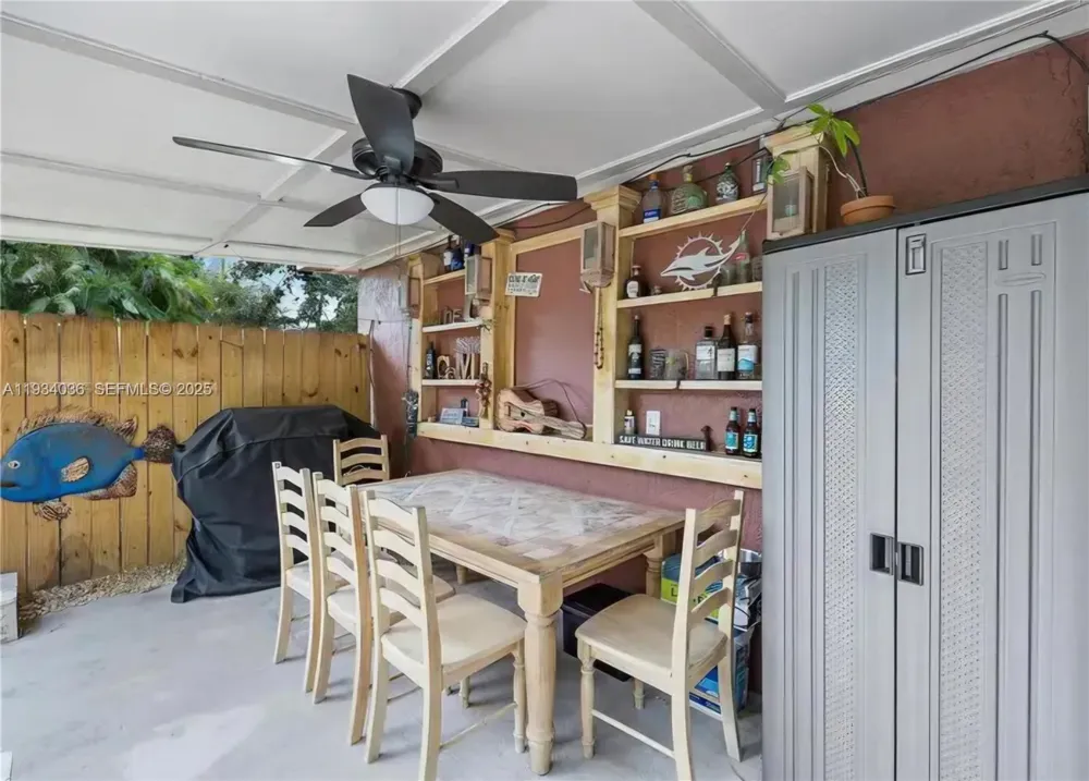 19810 SW 200th St Miami, FL 33187