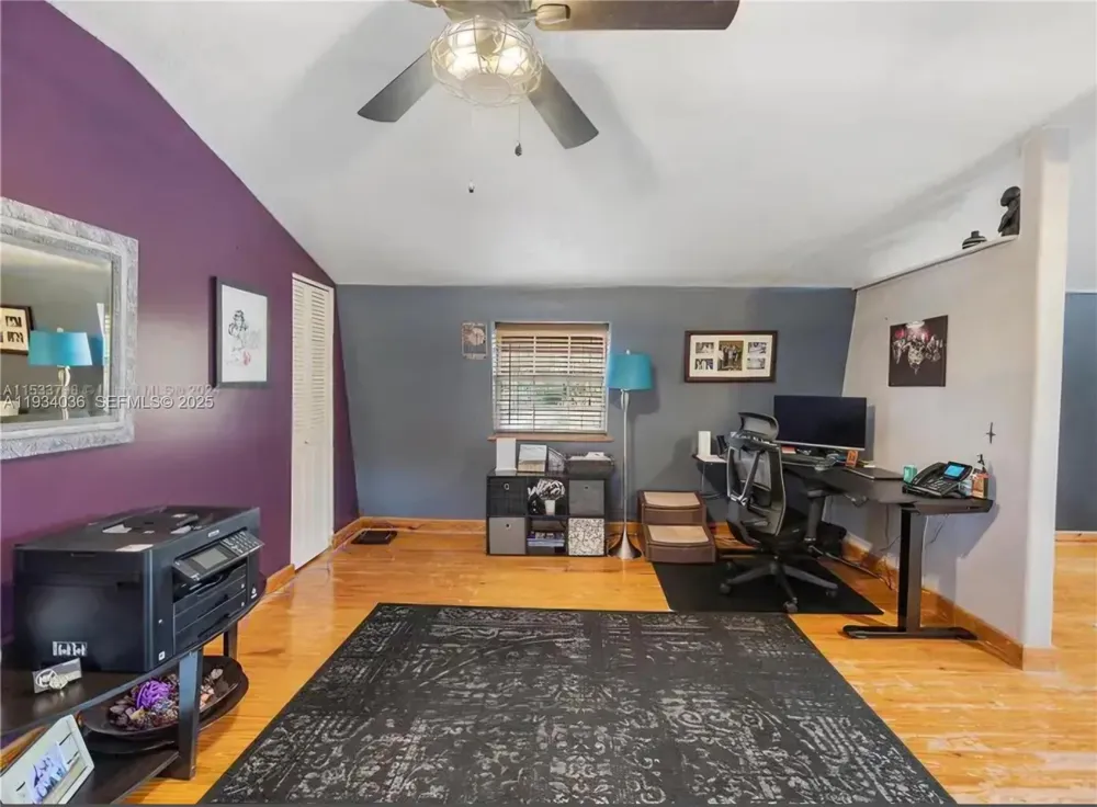 19810 SW 200th St Miami, FL 33187