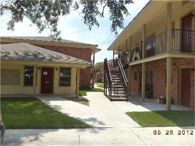7626 Highway 60