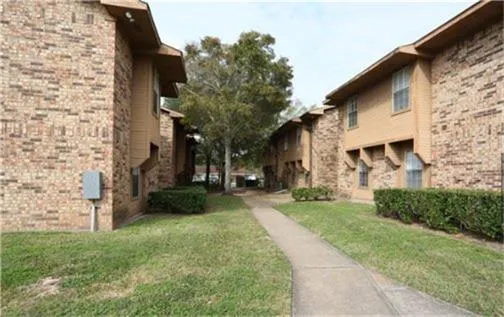 506 Mckinney Street Sweeny, TX 77480