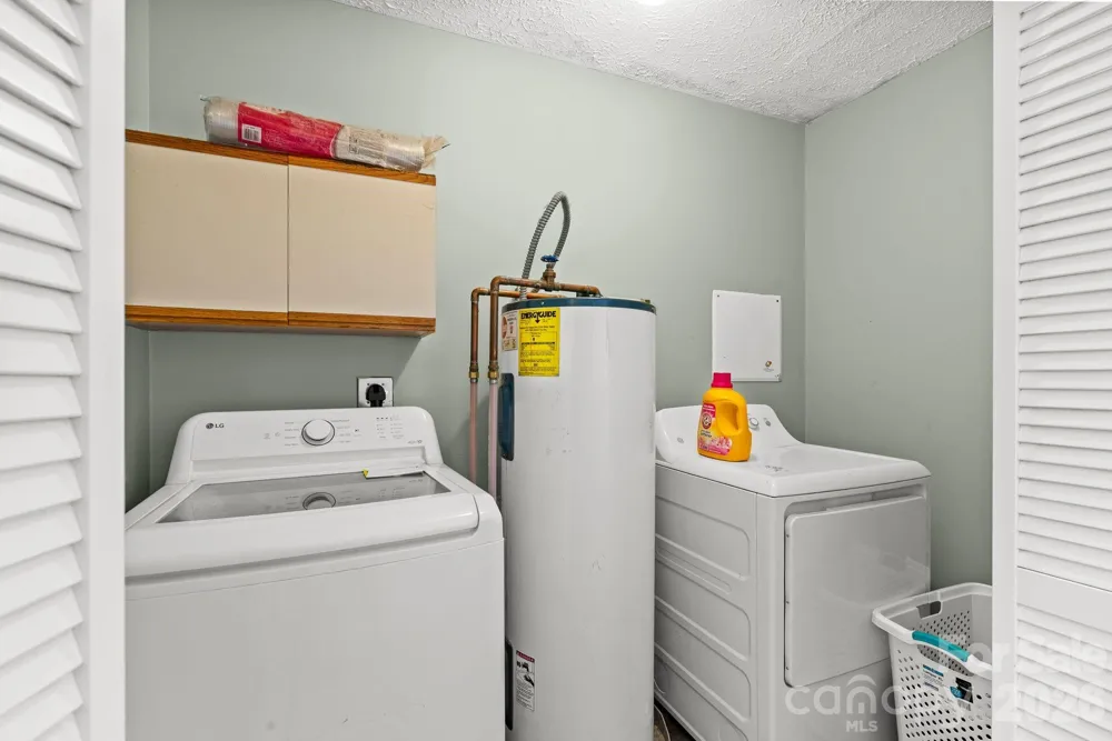 842 Grouse Road Clyde, NC 28721