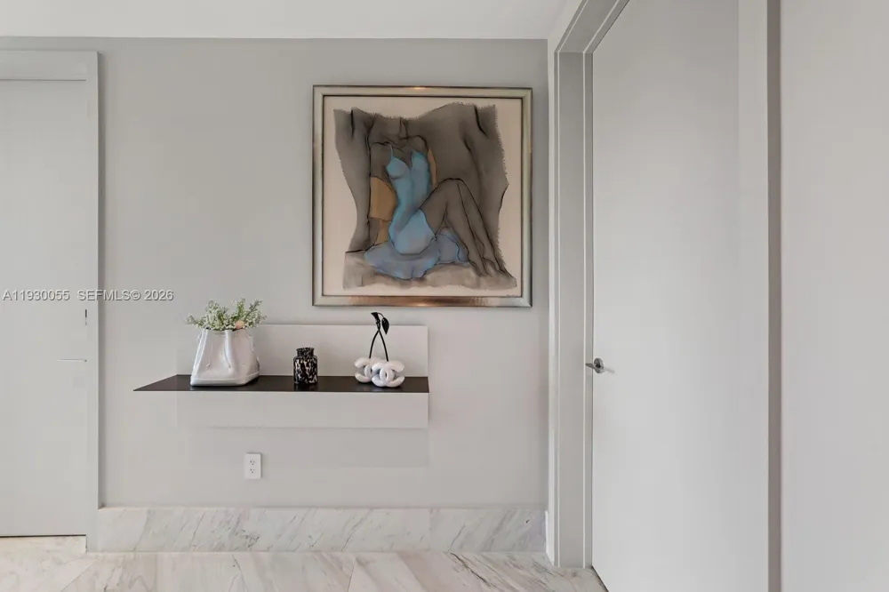 10203 Collins Ave #201 Bal Harbour, FL 33154