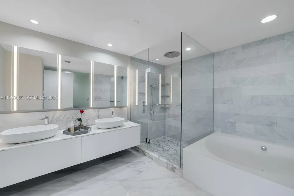 10203 Collins Ave #201 Bal Harbour, FL 33154