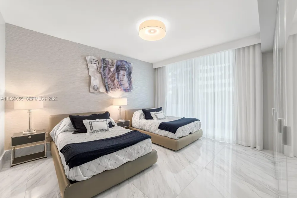 10203 Collins Ave #201 Bal Harbour, FL 33154