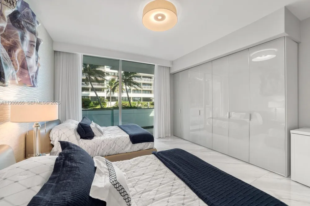 10203 Collins Ave #201 Bal Harbour, FL 33154