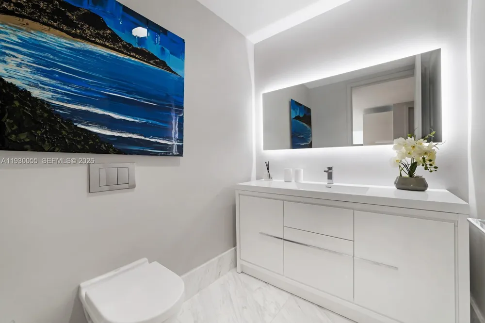10203 Collins Ave #201 Bal Harbour, FL 33154