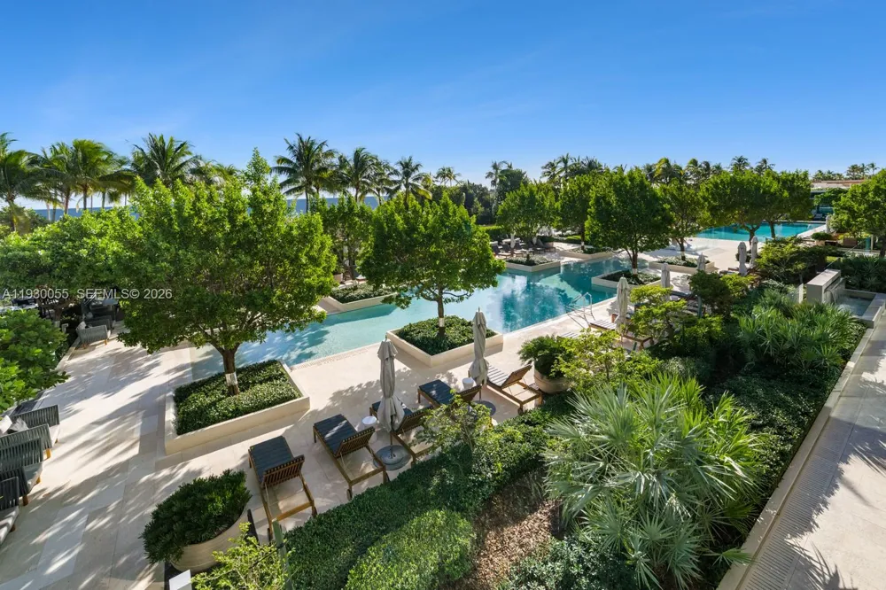 10203 Collins Ave #201 Bal Harbour, FL 33154