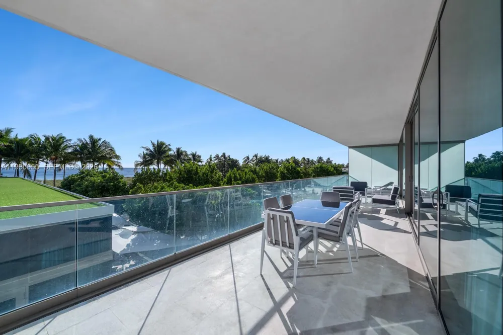10203 Collins Ave #201 Bal Harbour, FL 33154