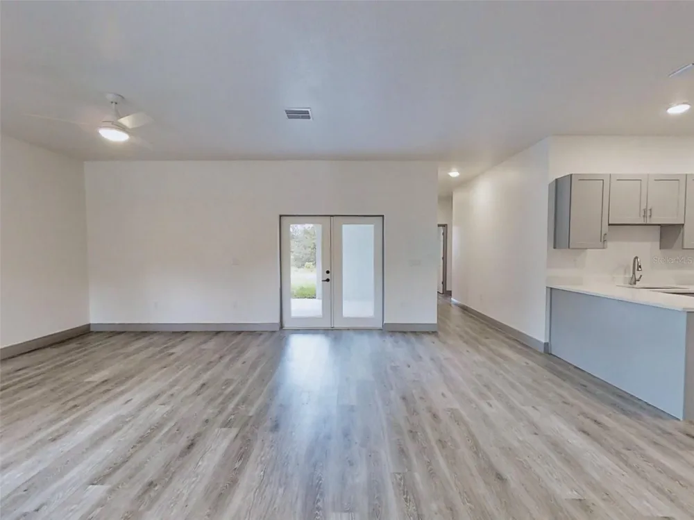 2 GUAVA LANE Ocklawaha, FL 32179