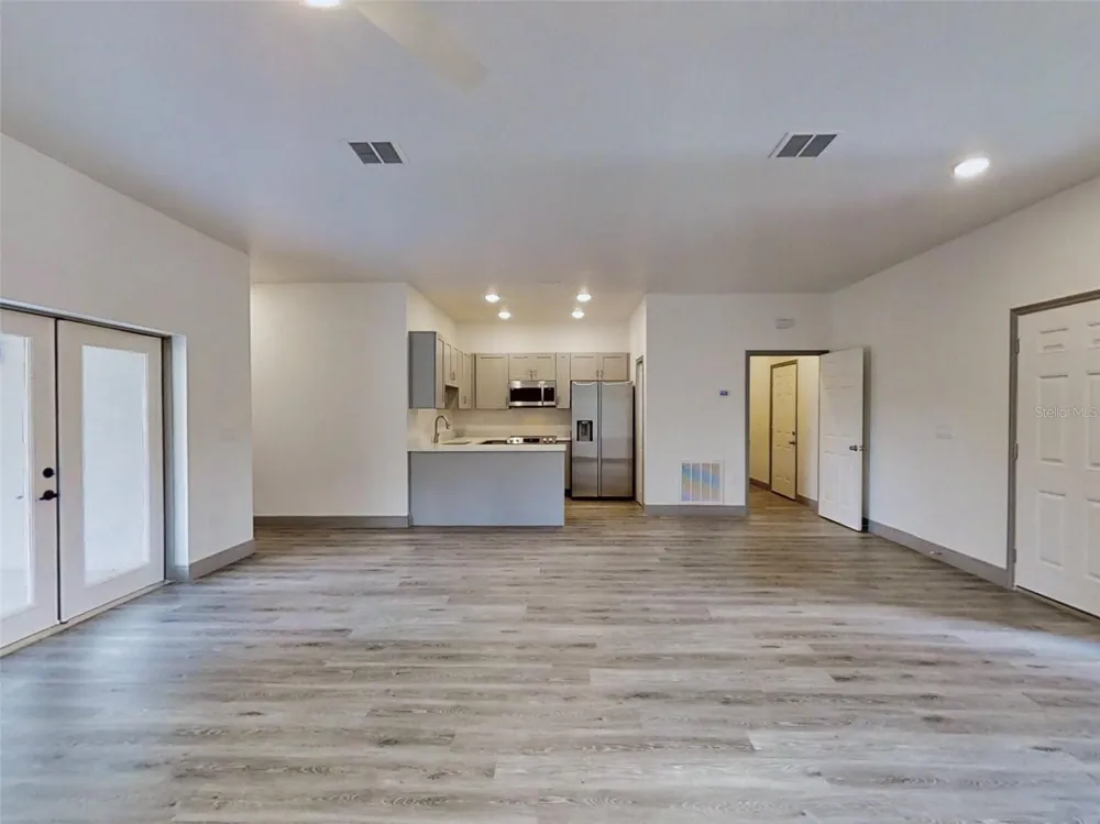 2 GUAVA LANE Ocklawaha, FL 32179