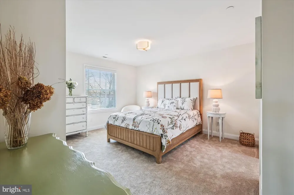 607 NORTH STREET Easton, MD 21601