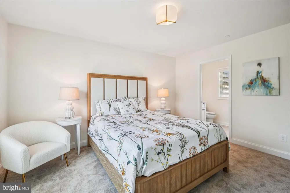 607 NORTH STREET Easton, MD 21601