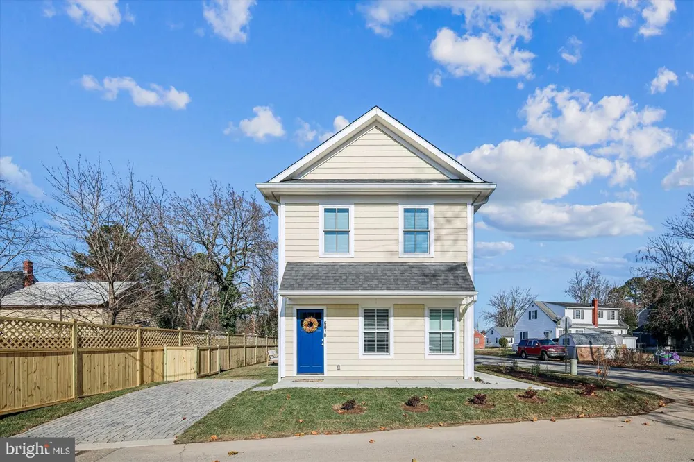 607 NORTH STREET Easton, MD 21601