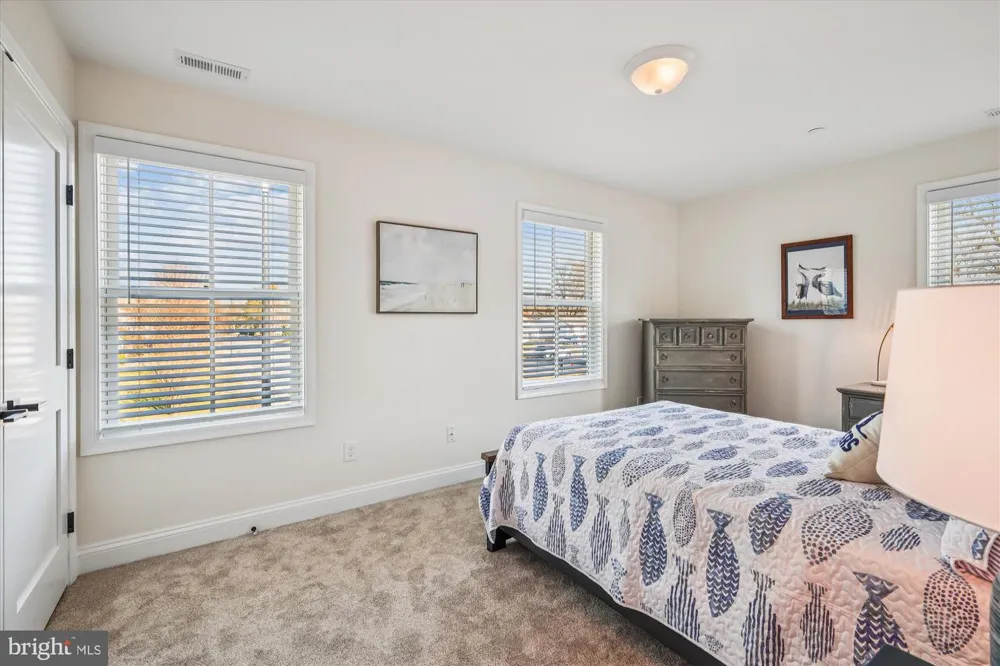 607 NORTH STREET Easton, MD 21601