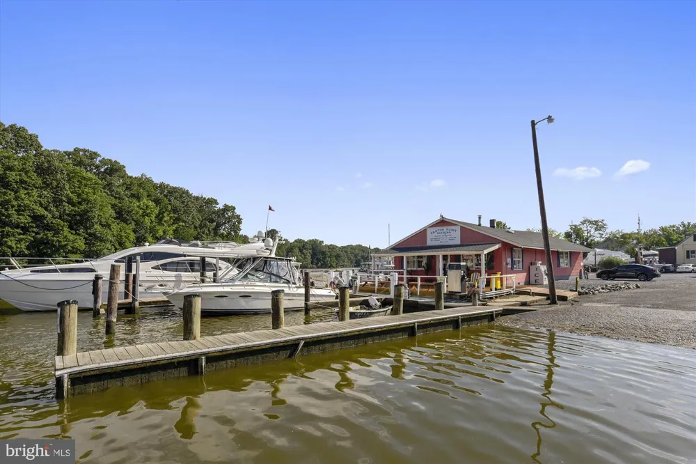 607 NORTH STREET Easton, MD 21601