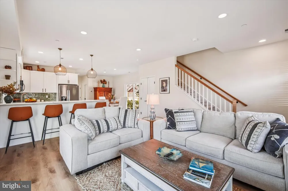 607 NORTH STREET Easton, MD 21601