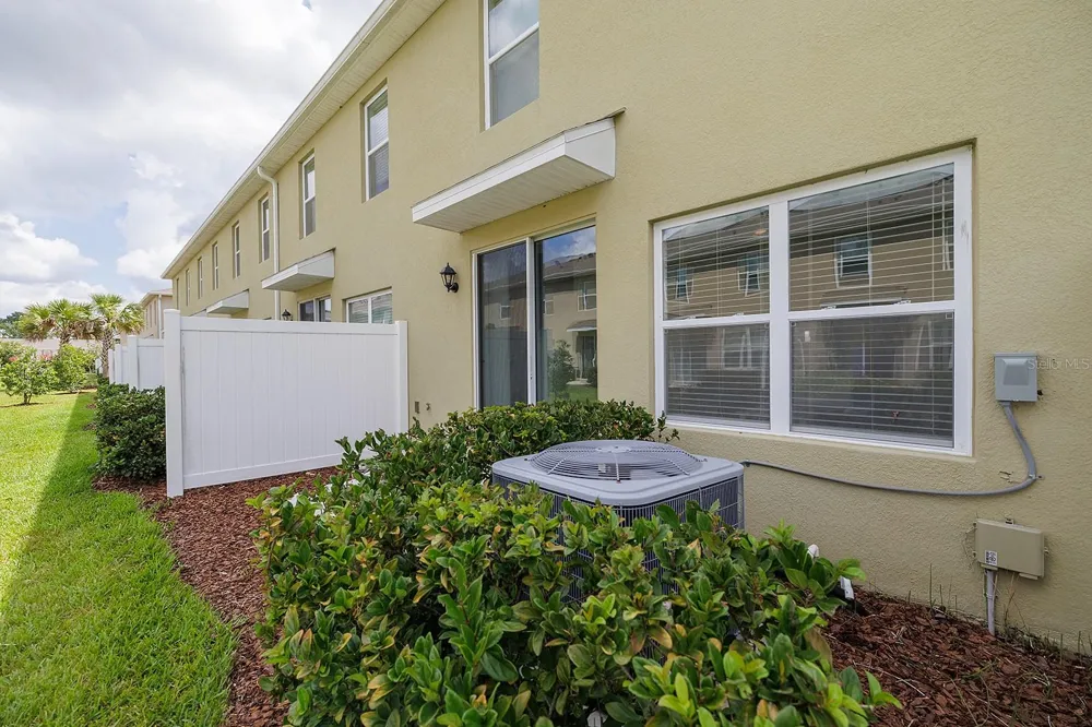 58 BELLA OAKS DRIVE Port Orange, FL 32129