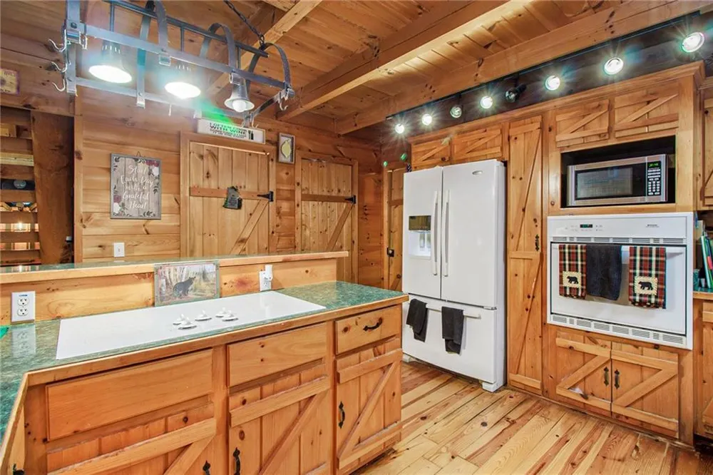 696 Railey Ridge NE Ranger, GA 30734