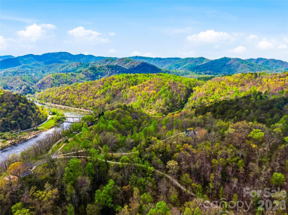 170 Starry Night Lane Marshall, NC 28753