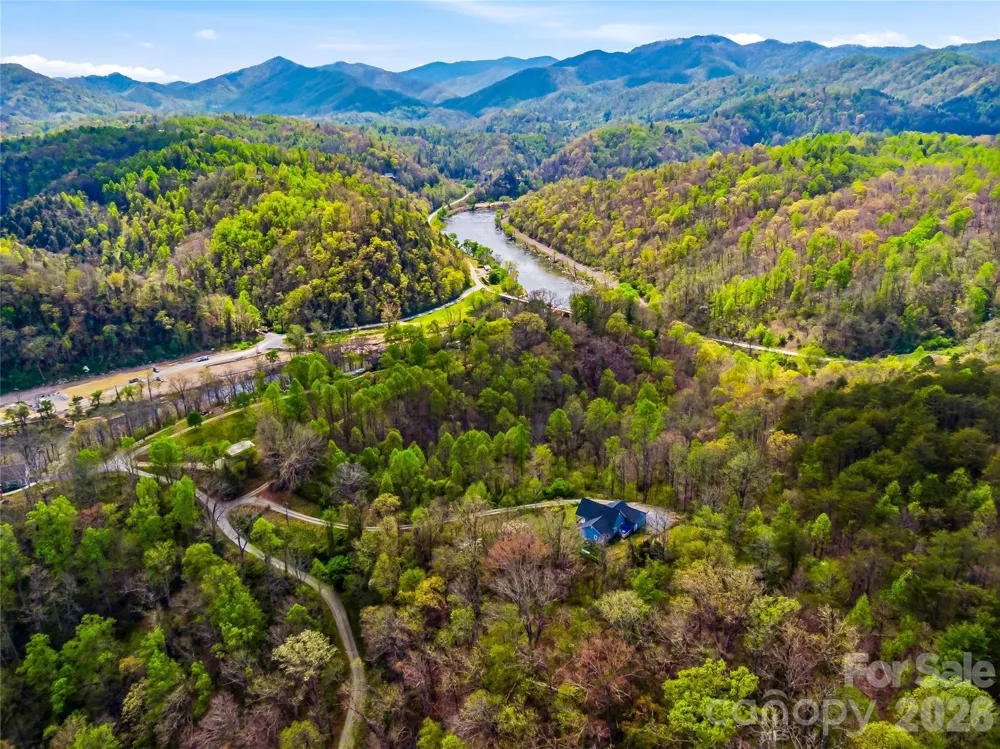 170 Starry Night Lane Marshall, NC 28753