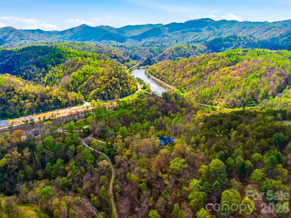 170 Starry Night Lane Marshall, NC 28753